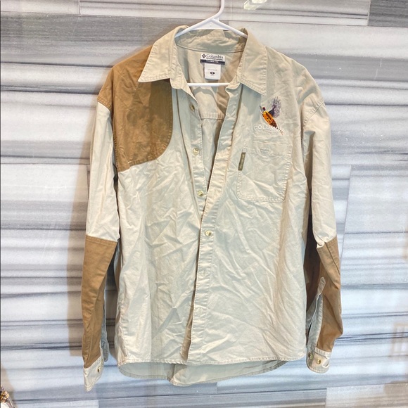 Columbia Tops - Columbia patch shirt